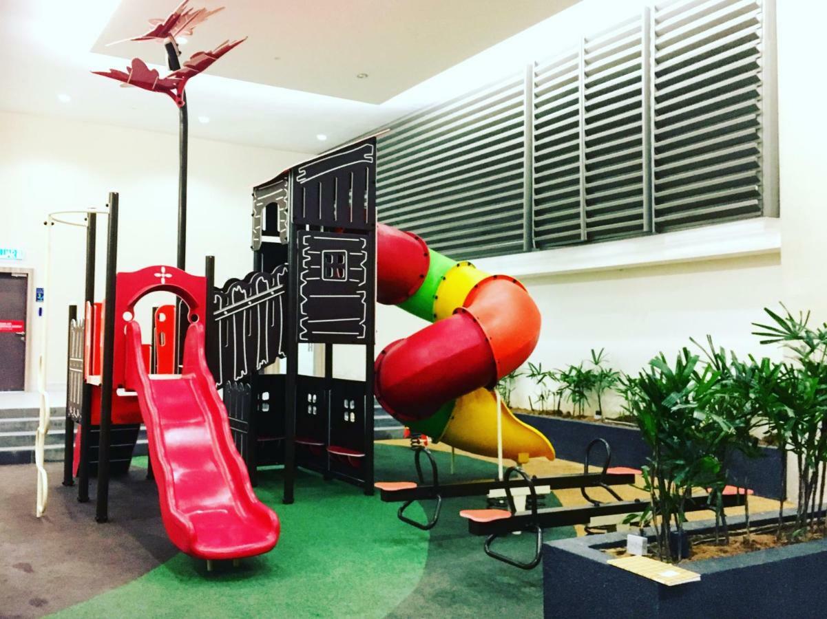 Homestay Jb-singapore Paragon Homestay Johor Bahru