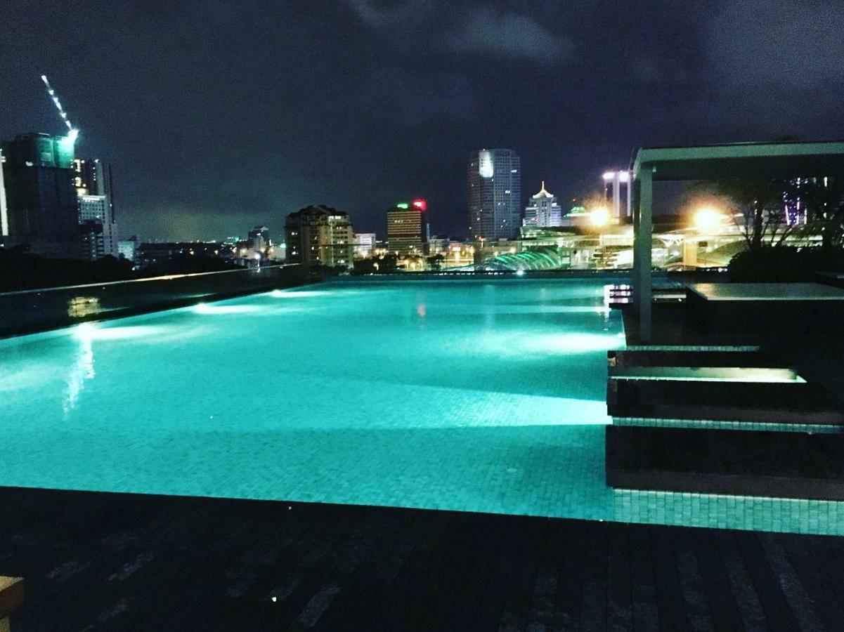 Jb-singapore Paragon Homestay * Johor Bahru