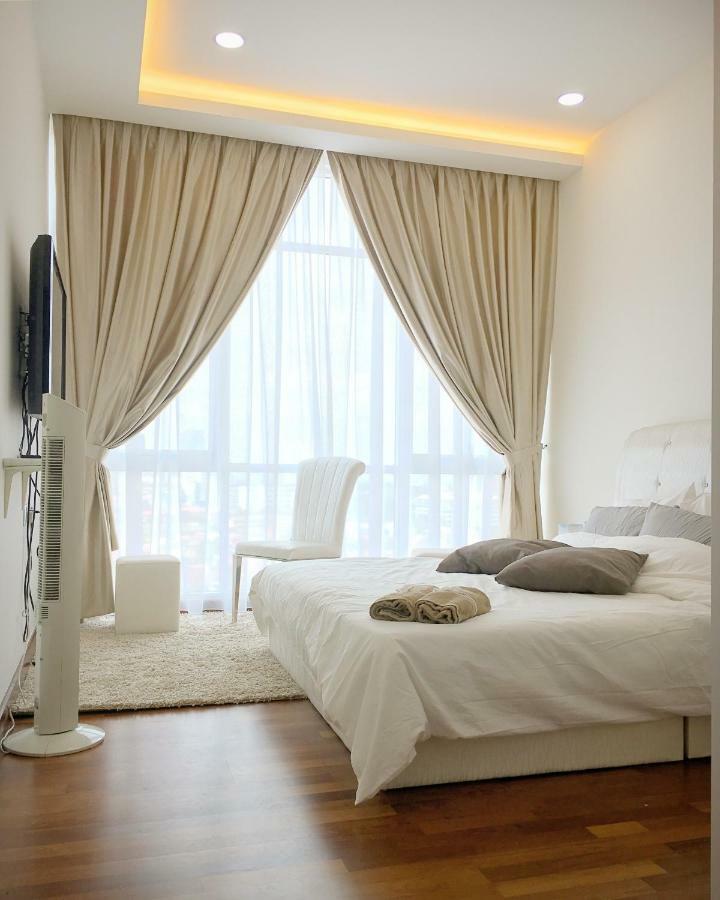 Jb-singapore Paragon Homestay *